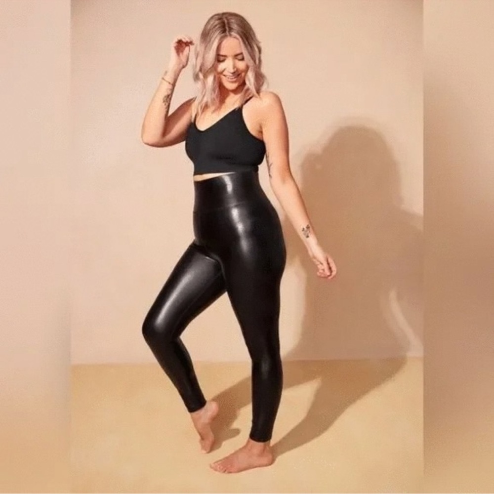 NEW The Birds Papaya x Knix - Papaya High Rise Leggings - Shimmer & Shine